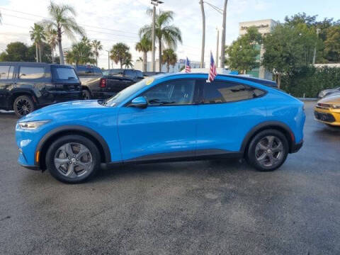 2022 Ford Mustang Mach-E Select