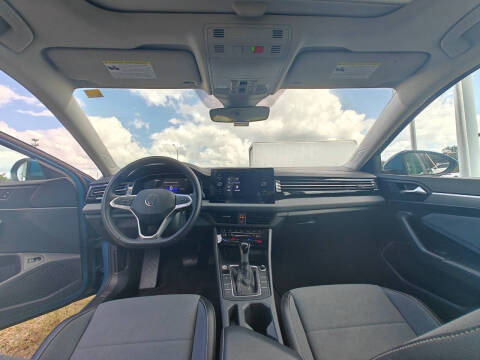 2025 Volkswagen Jetta SE