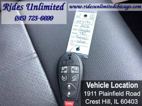 2012 Chrysler Town and Country Touring-L