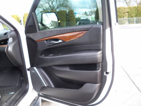 2020 Cadillac Escalade Luxury