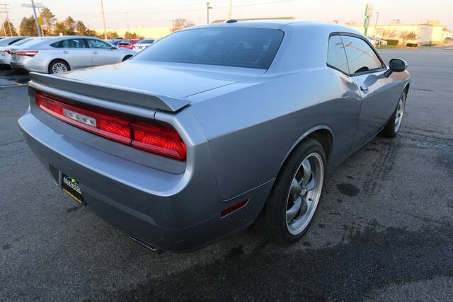 2013 Dodge Challenger SXT