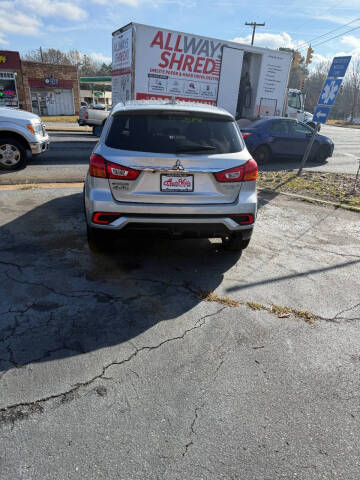 2018 Mitsubishi Outlander Sport ES