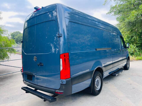 2019 Mercedes-Benz Sprinter 2500