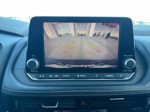 2022 Nissan Rogue SV