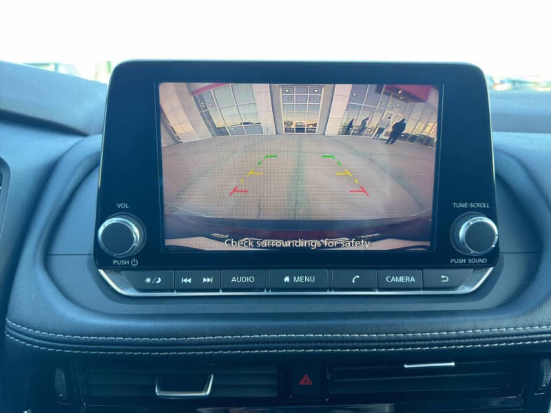 2022 Nissan Rogue SV