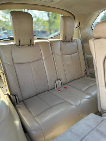 2013 Nissan Pathfinder Platinum