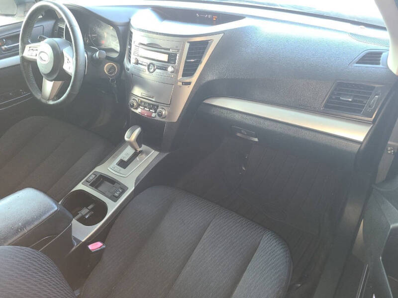 2011 Subaru Outback 2.5i Premium