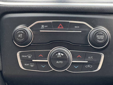 2016 Dodge Charger SXT