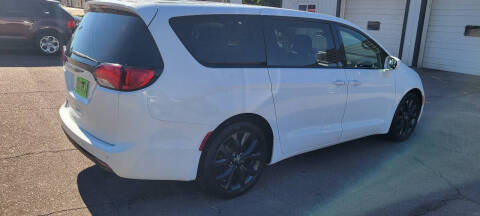 2019 Chrysler Pacifica Touring Plus