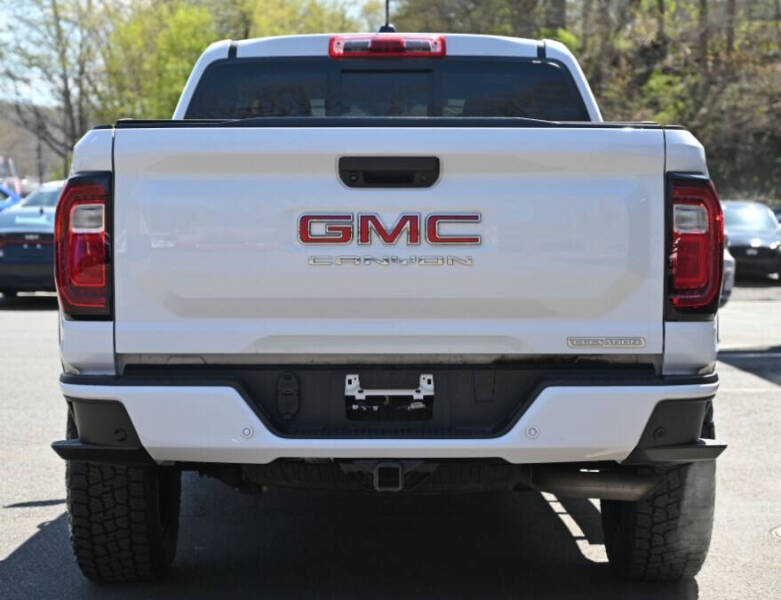 2023 GMC Canyon Elevation