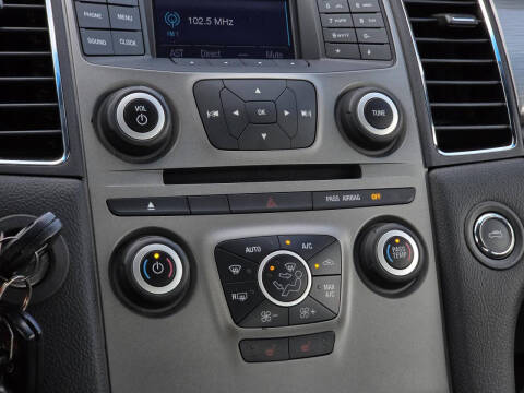 2016 Ford Taurus SEL