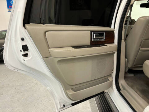 2012 Lincoln Navigator