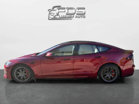 2023 Tesla Model S Plaid