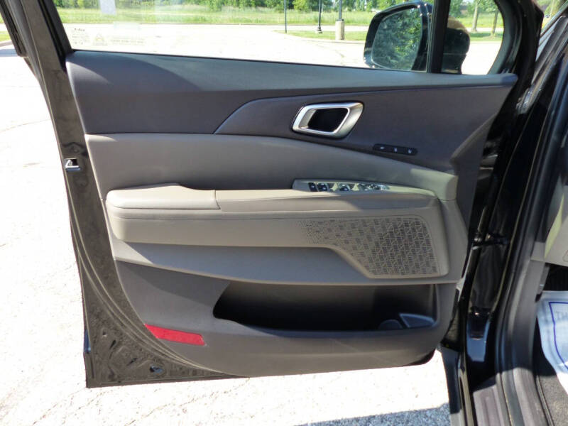 2025 Kia Carnival EX
