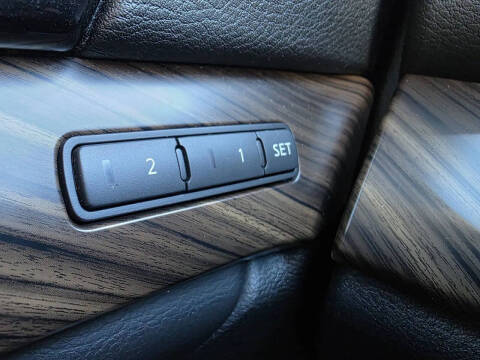 2017 Nissan Maxima Platinum