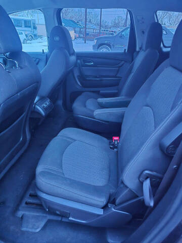 2017 Chevrolet Traverse LT