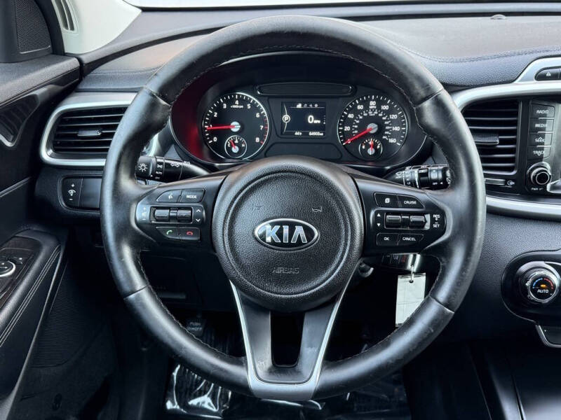 2017 Kia Sorento LX