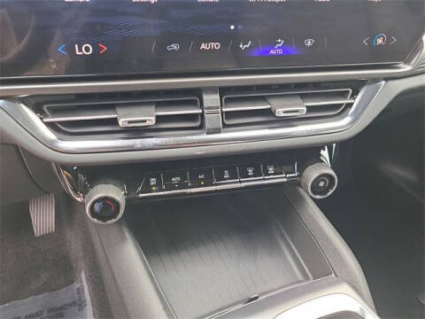 2026 Chevrolet Equinox EV LT 1