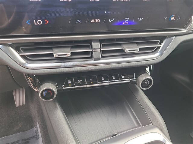 2026 Chevrolet Equinox EV LT 1