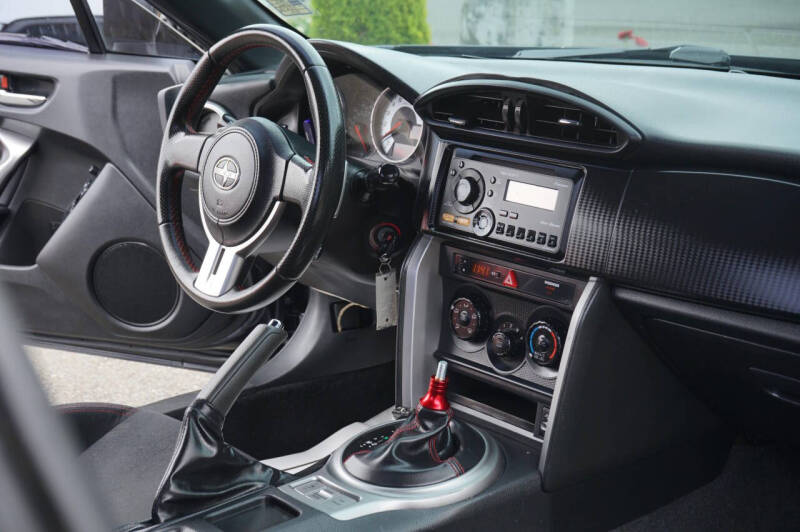 2013 Scion FR-S