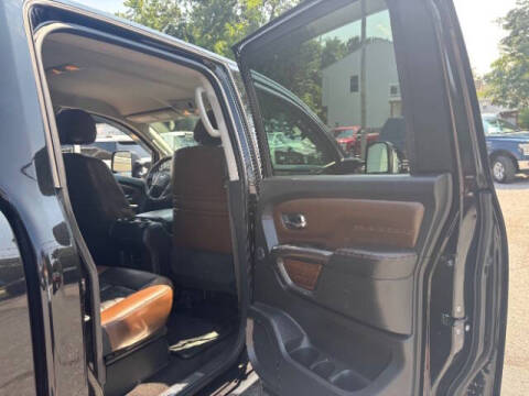 2017 Nissan Titan XD Platinum Reserve