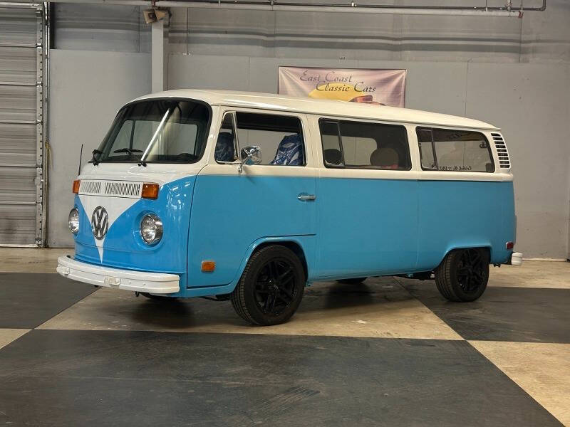 1977 Volkswagen Bus