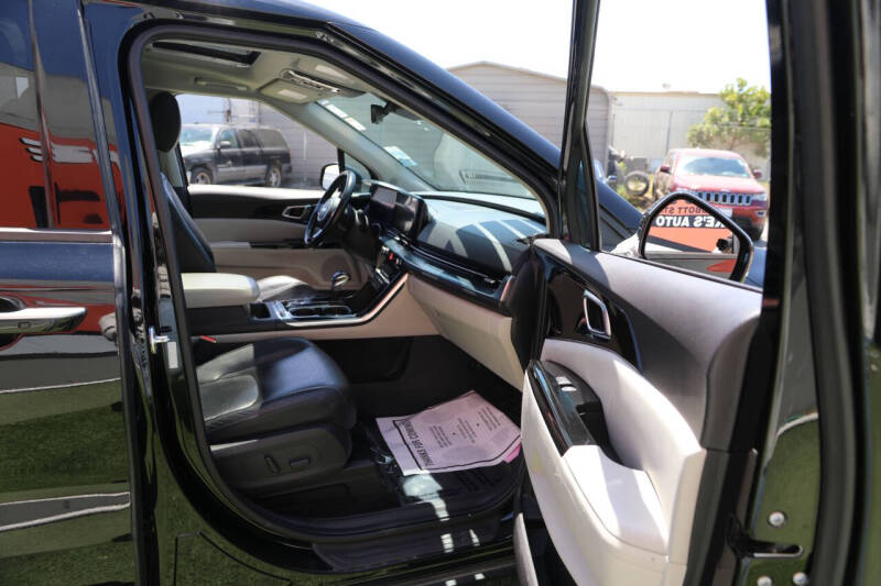 2022 Kia Carnival