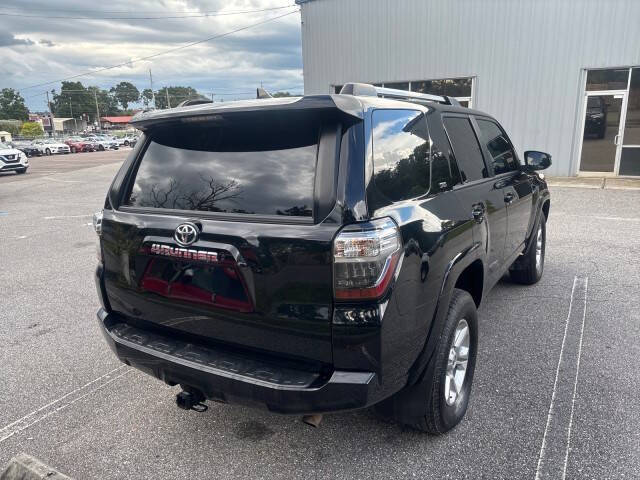 2022 Toyota 4Runner SR5