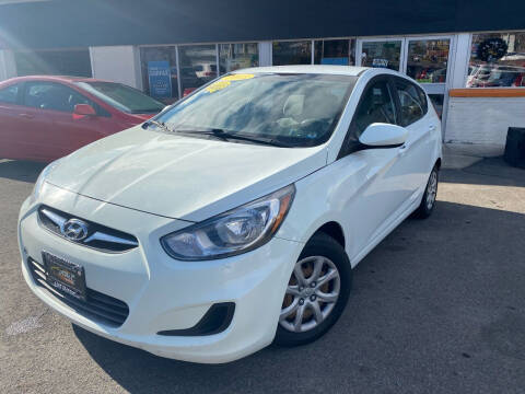 2012 Hyundai Accent GS