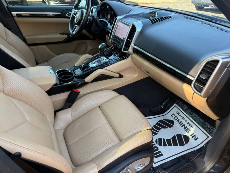 2018 Porsche Cayenne S