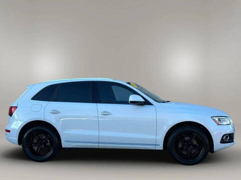 2017 Audi Q5 2.0T quattro Premium