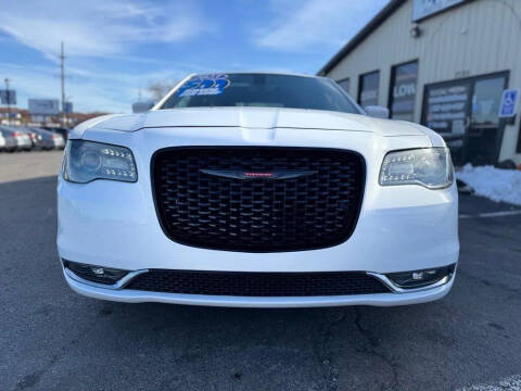 2023 Chrysler 300 S V6