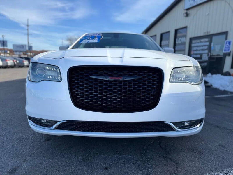 2023 Chrysler 300 S V6