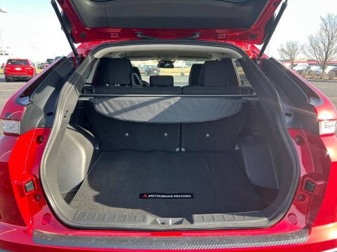 2025 Mitsubishi Eclipse Cross LE