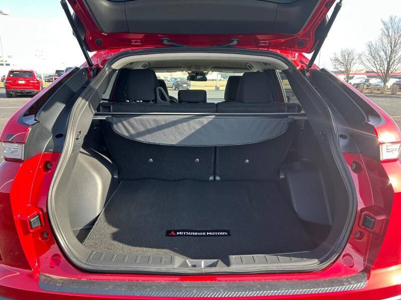 2025 Mitsubishi Eclipse Cross LE