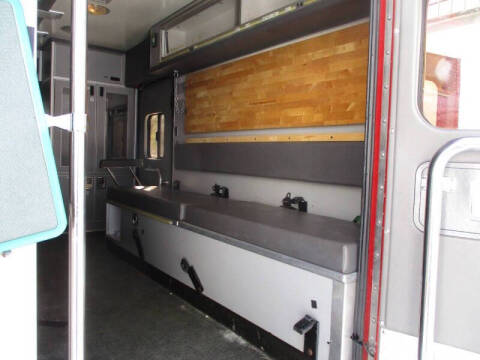 2000 Freightliner FL60