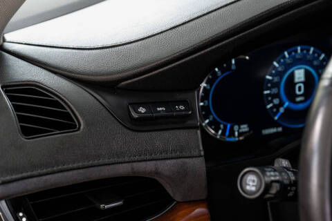 2019 Cadillac Escalade Luxury