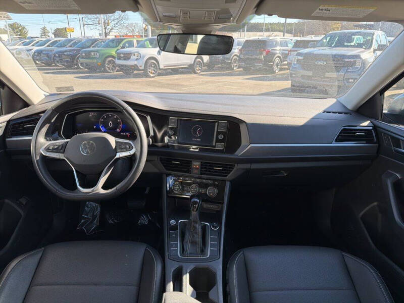 2024 Volkswagen Jetta SE