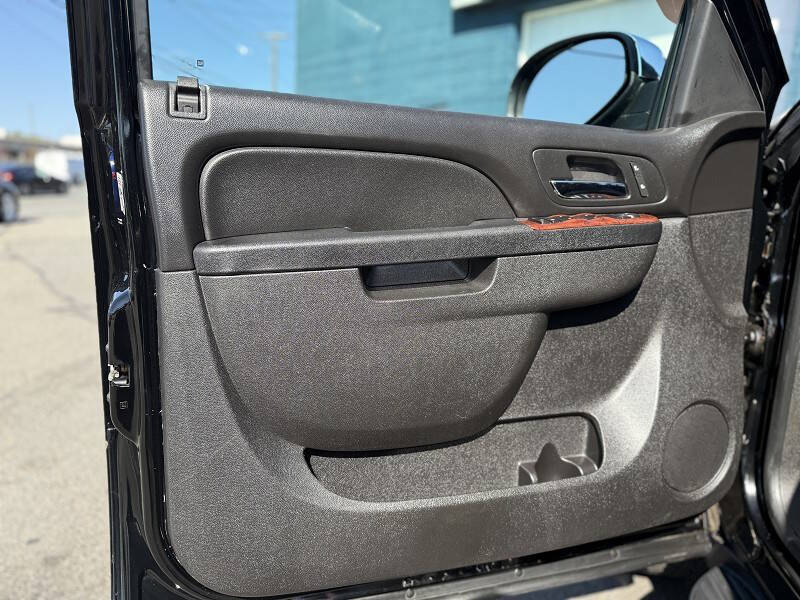 2012 Chevrolet Avalanche LT