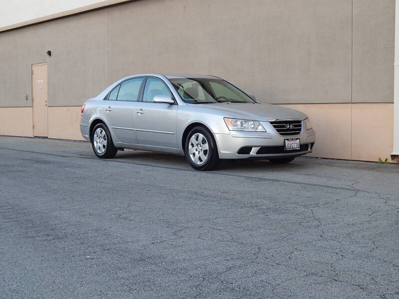 2009 Hyundai Sonata for sale at Gilroy Motorsports in Gilroy CA