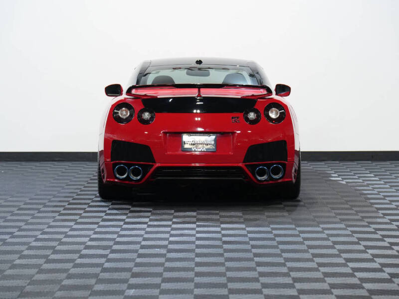 2012 Nissan GT-R Premium