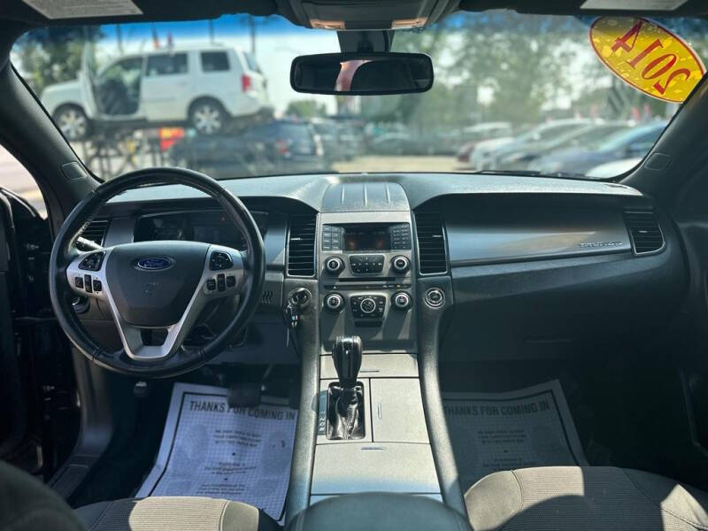 2014 Ford Taurus SEL