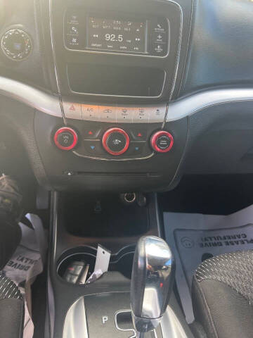 2018 Dodge Journey SE