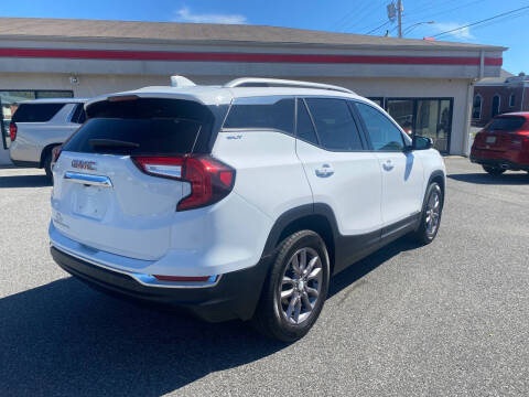 2023 GMC Terrain SLT