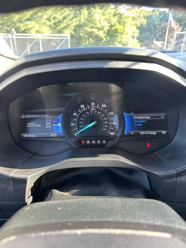 2022 Ford Edge SEL