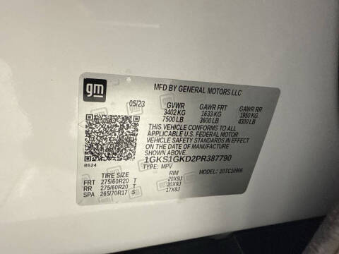 2023 GMC Yukon XL SLT