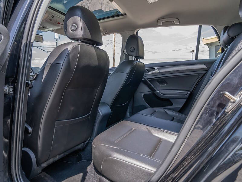 2021 Volkswagen Golf TSI