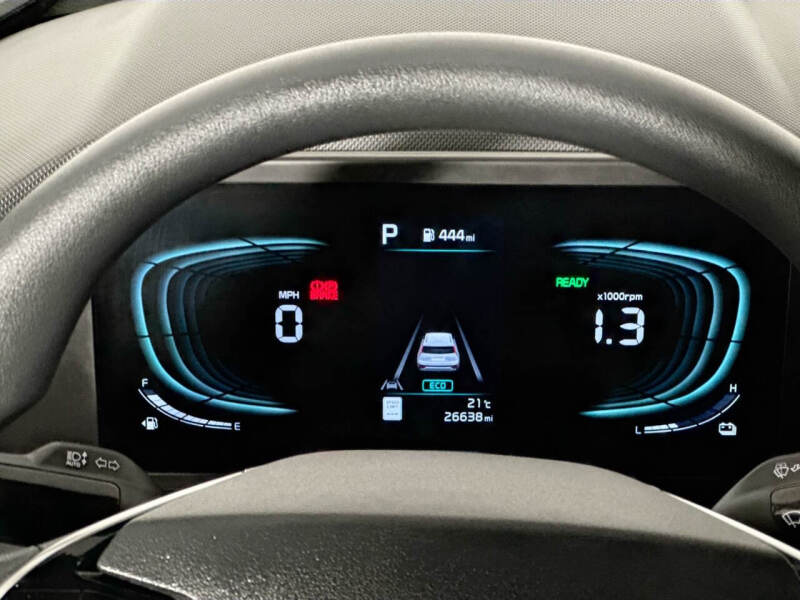 2023 Kia Niro LX