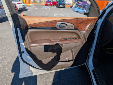 2017 Buick Enclave Leather