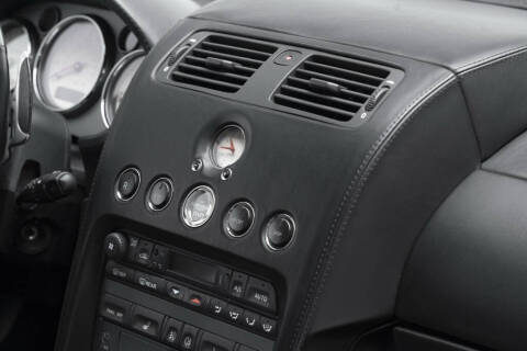 2005 Aston Martin V12 Vanquish S